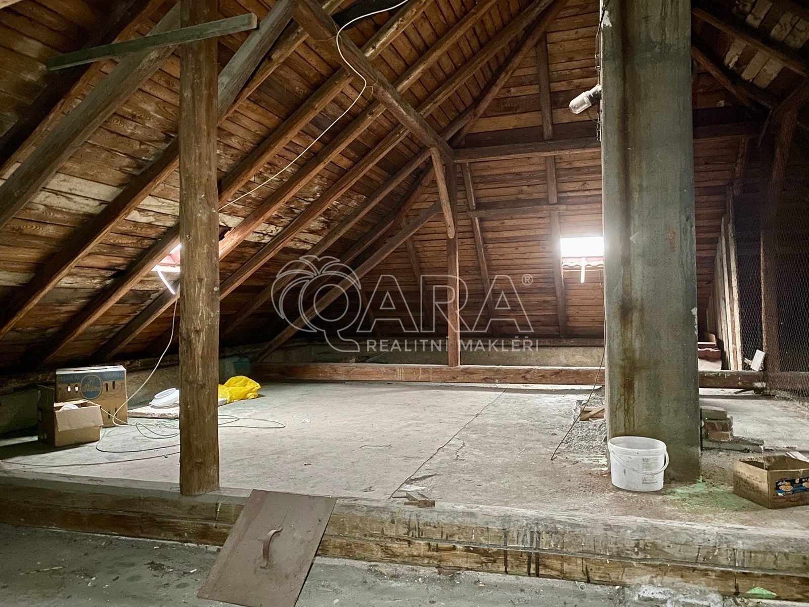 Prodej byt - Mladějovská, Praha, 66 m²