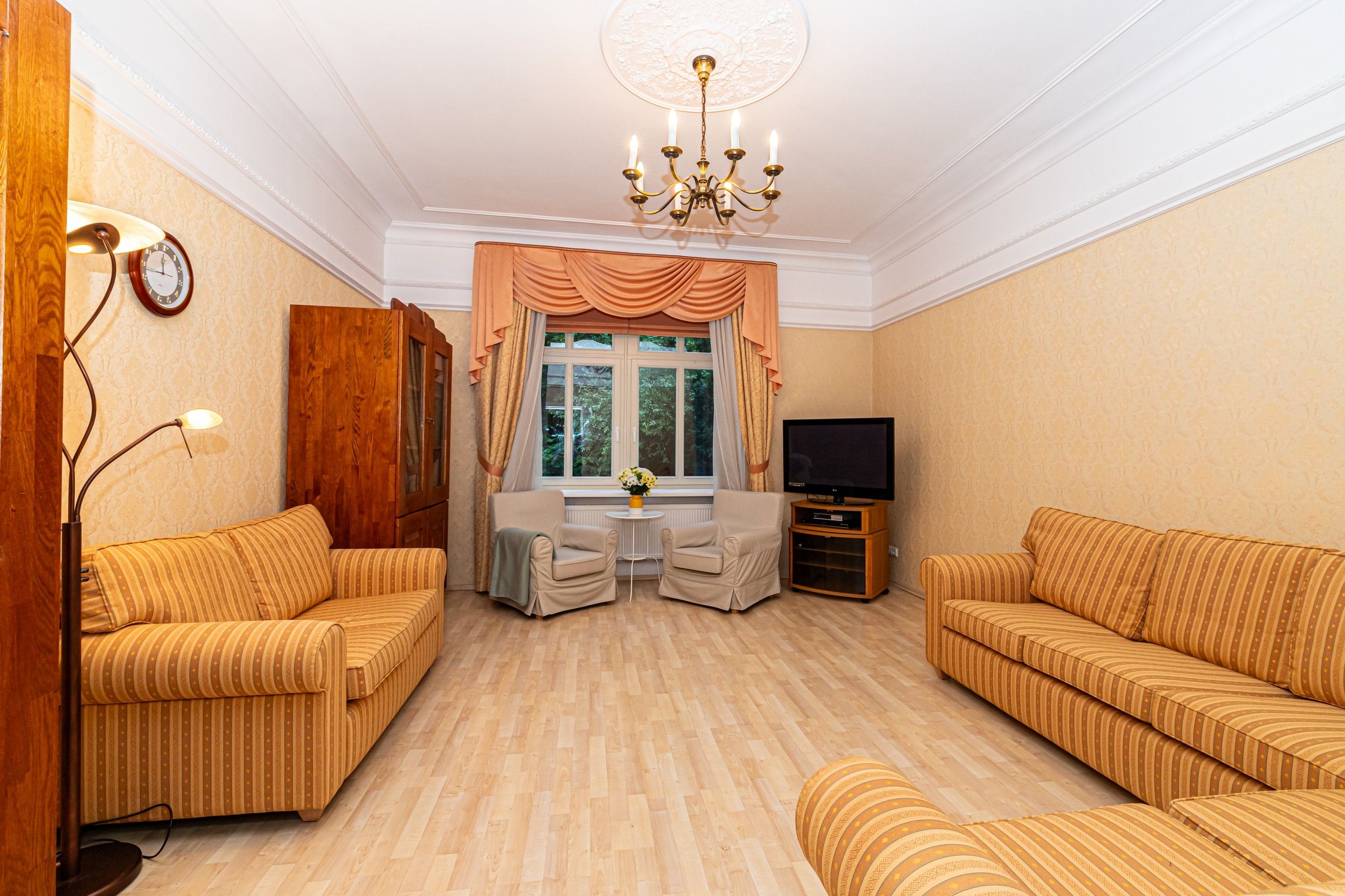 1+1, Karlovy Vary Moravská, 41 m²