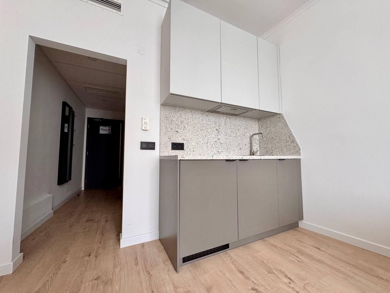 1+kk, Koněvova, Praha, 22 m²