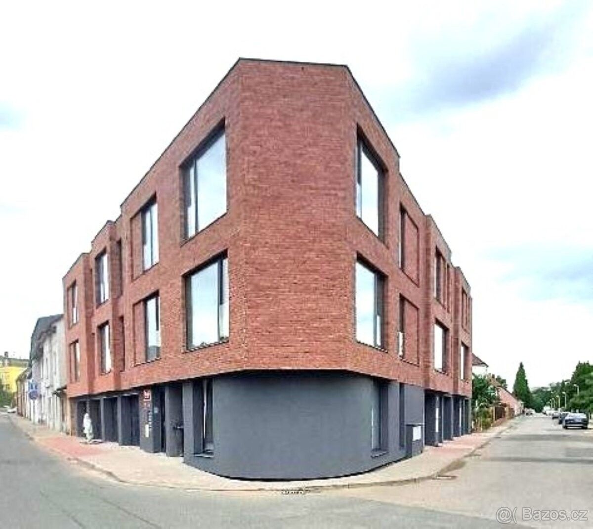 Pronájem byt 2+kk - Praha, 196 00, 31 m²