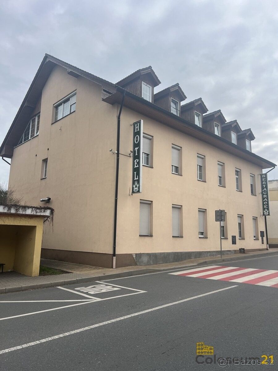 Prodej dům - Jinočany, 252 25, 673 m²