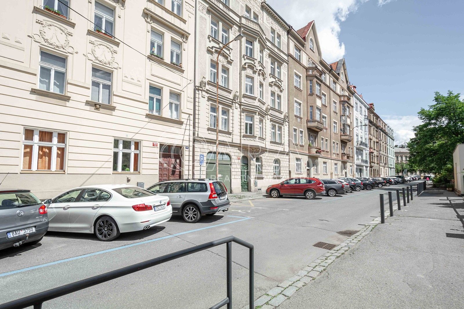 3+1, Na výšinách, Praha, 77 m²