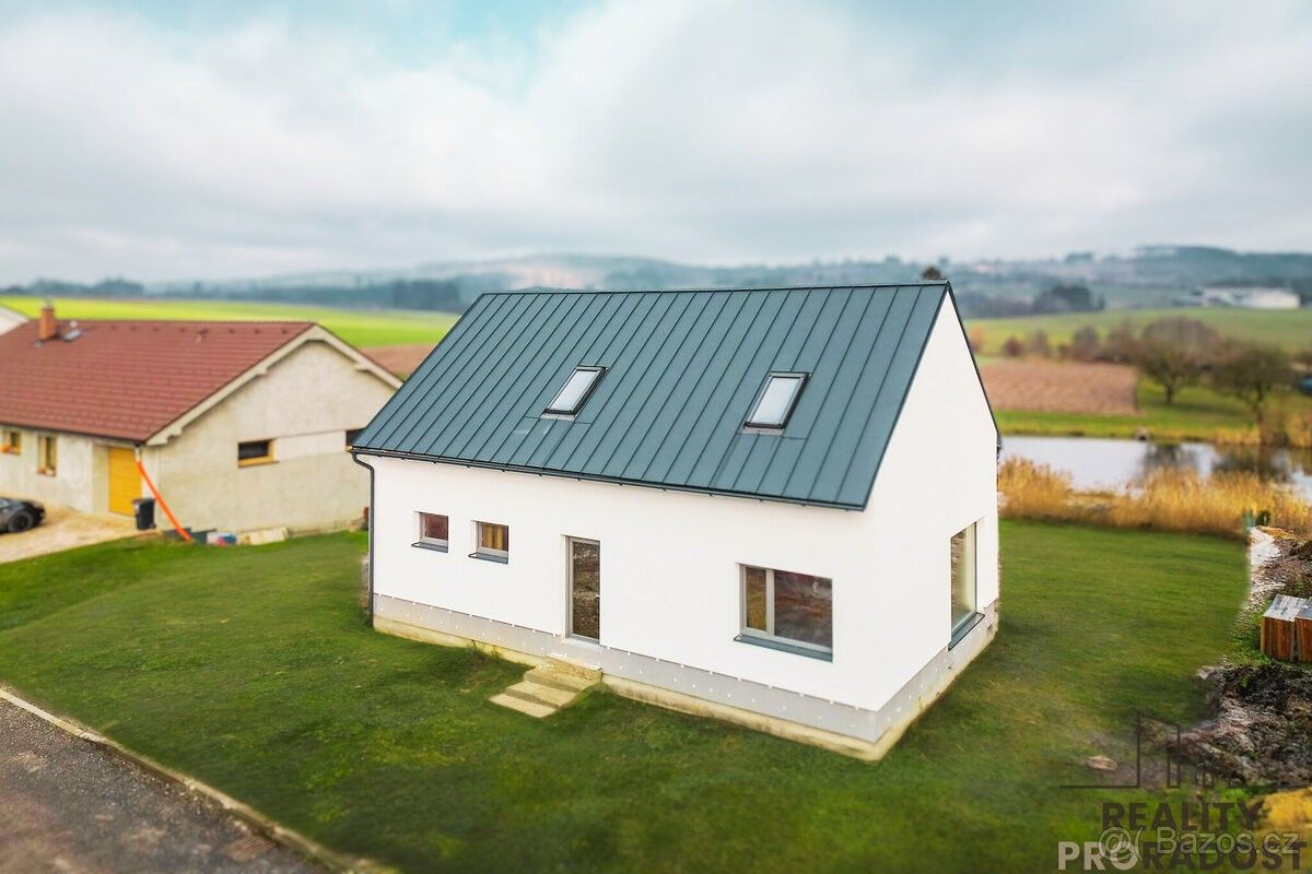 Prodej dům - Měřín, 594 42, 1 027 m²