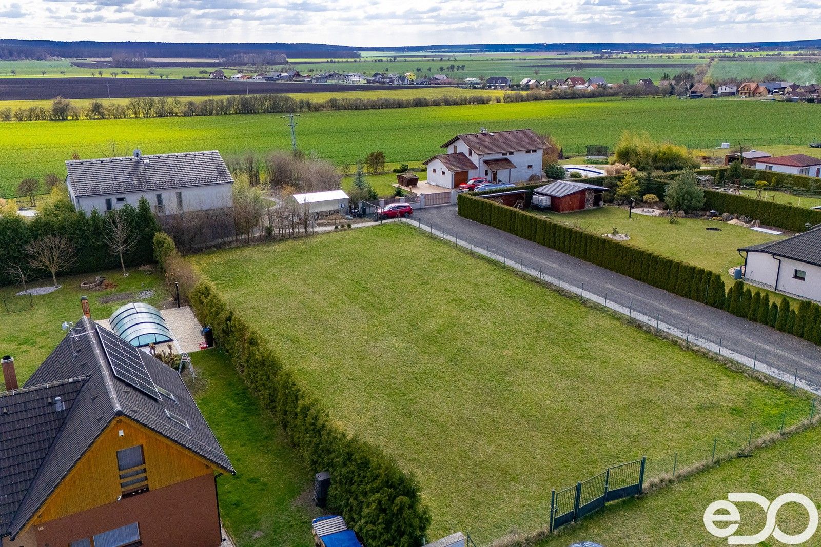 Pozemky pro bydlení, Charvatce, 1 469 m²