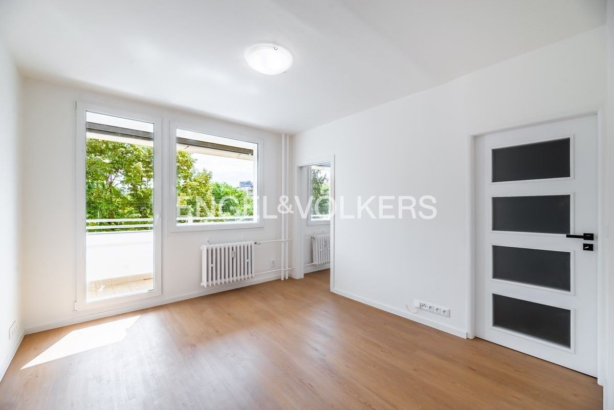 2+kk, Vysočanská, Praha, 35 m²