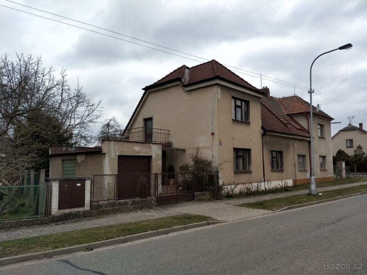 Ostatní, Hradec Králové, 500 02, 590 m²