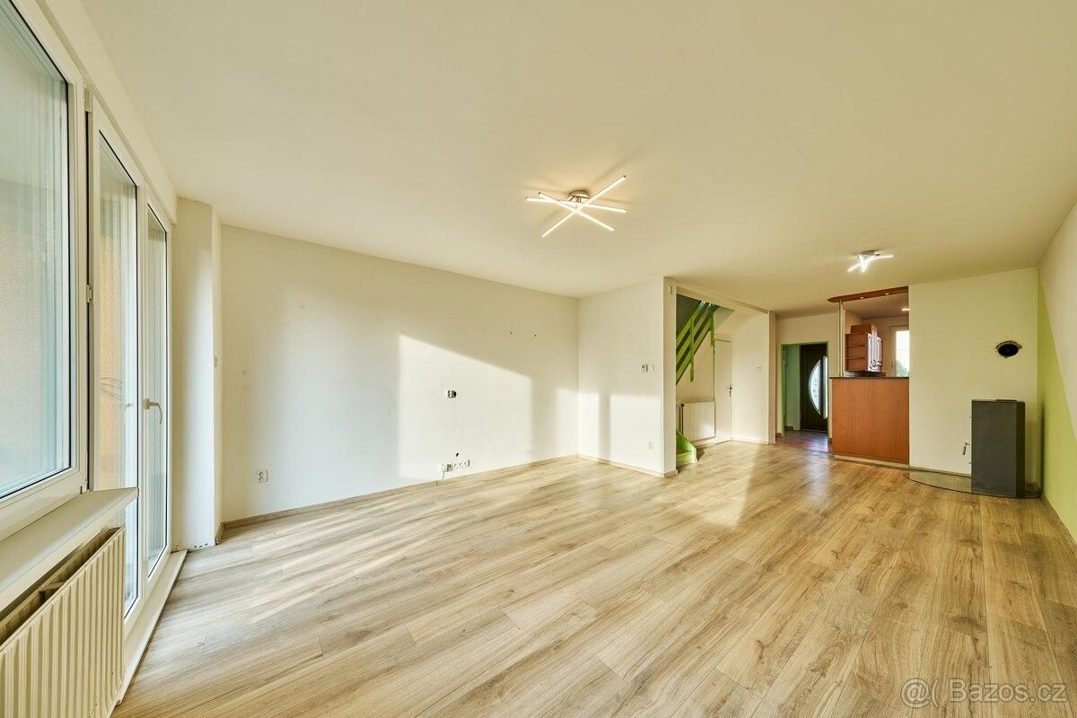 Prodej dům - Trutnov, 541 02, 150 m²