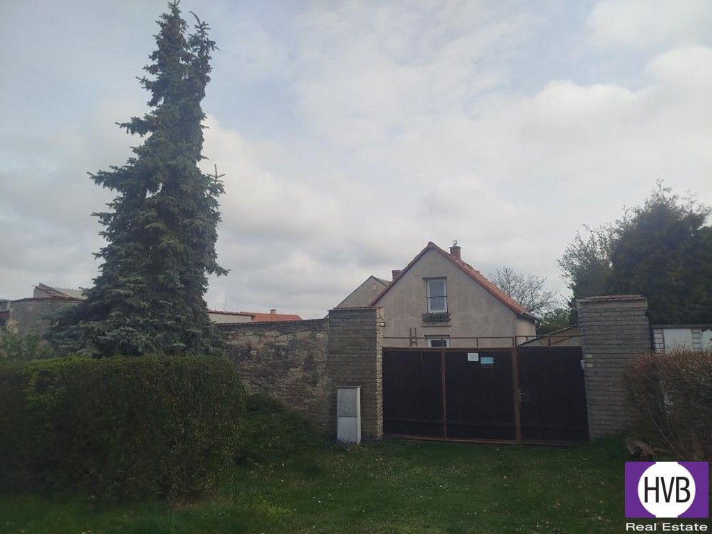 Ostatní, Peruc, 80 m²