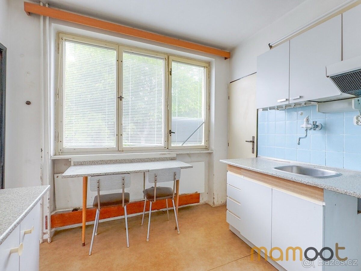 Prodej dům - Čelákovice, 250 88, 793 m²