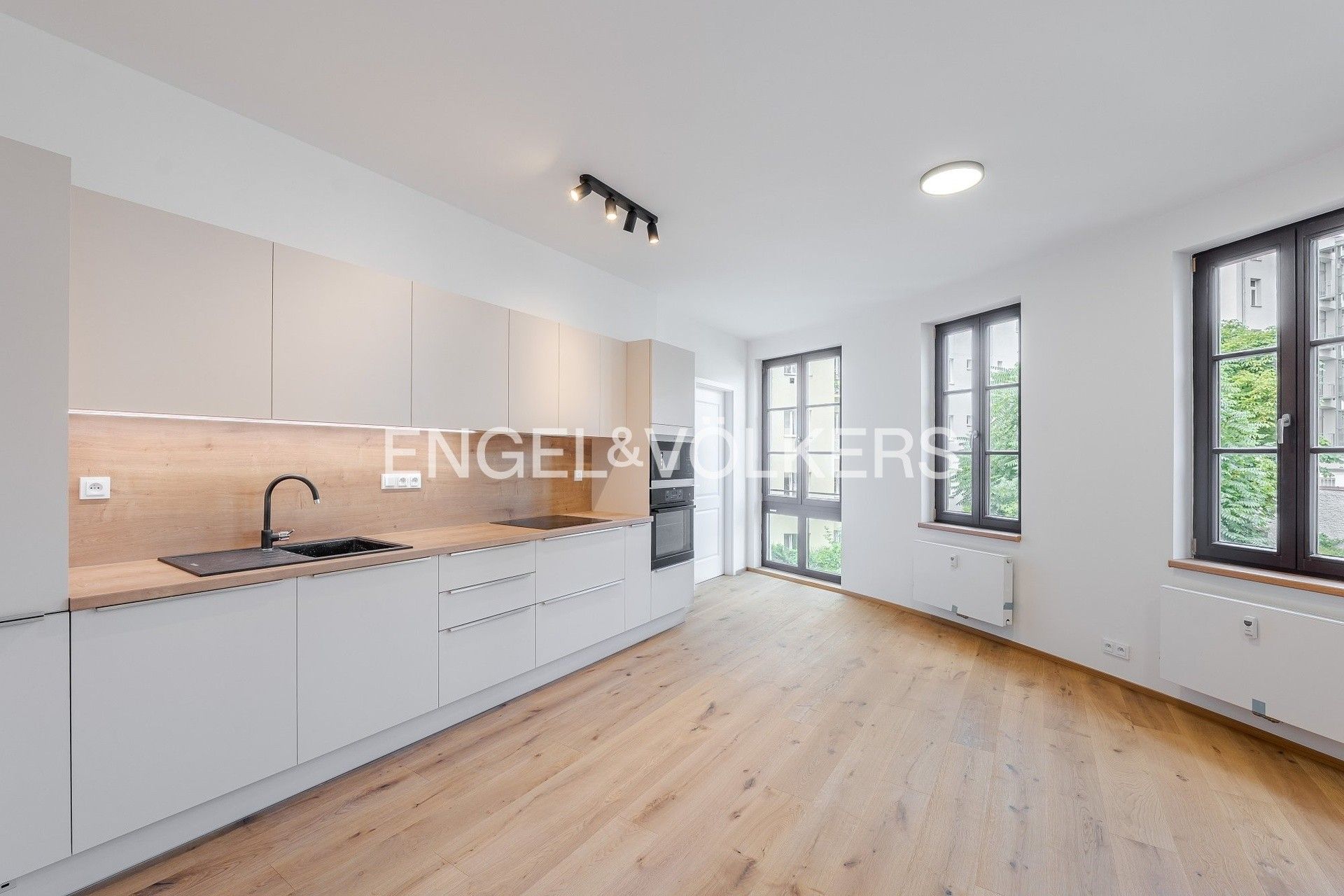 3+kk, Donská, Praha, 73 m²