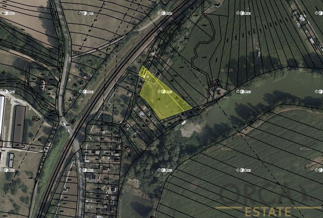 Zahrady, Napajedla, 763 61, 795 m²