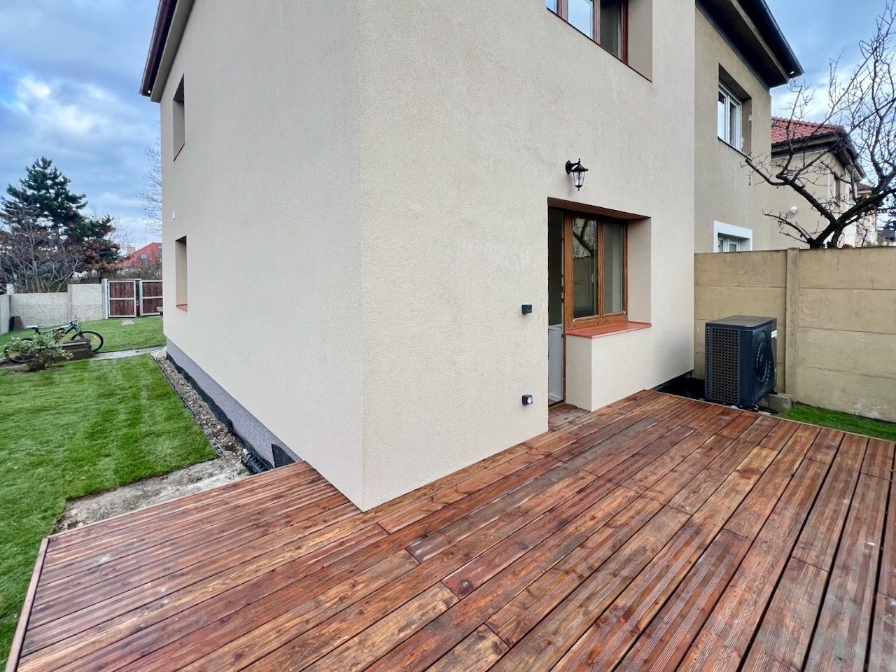 Prodej rodinný dům - Úvalská, Praha, 125 m²