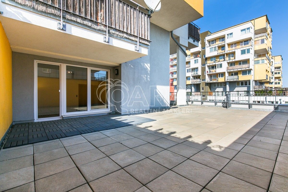 3+kk, Pod Harfou, Praha, 76 m²