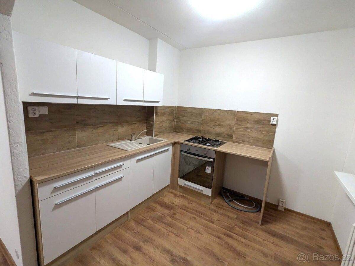 1+1, Bílina, 418 01, 34 m²