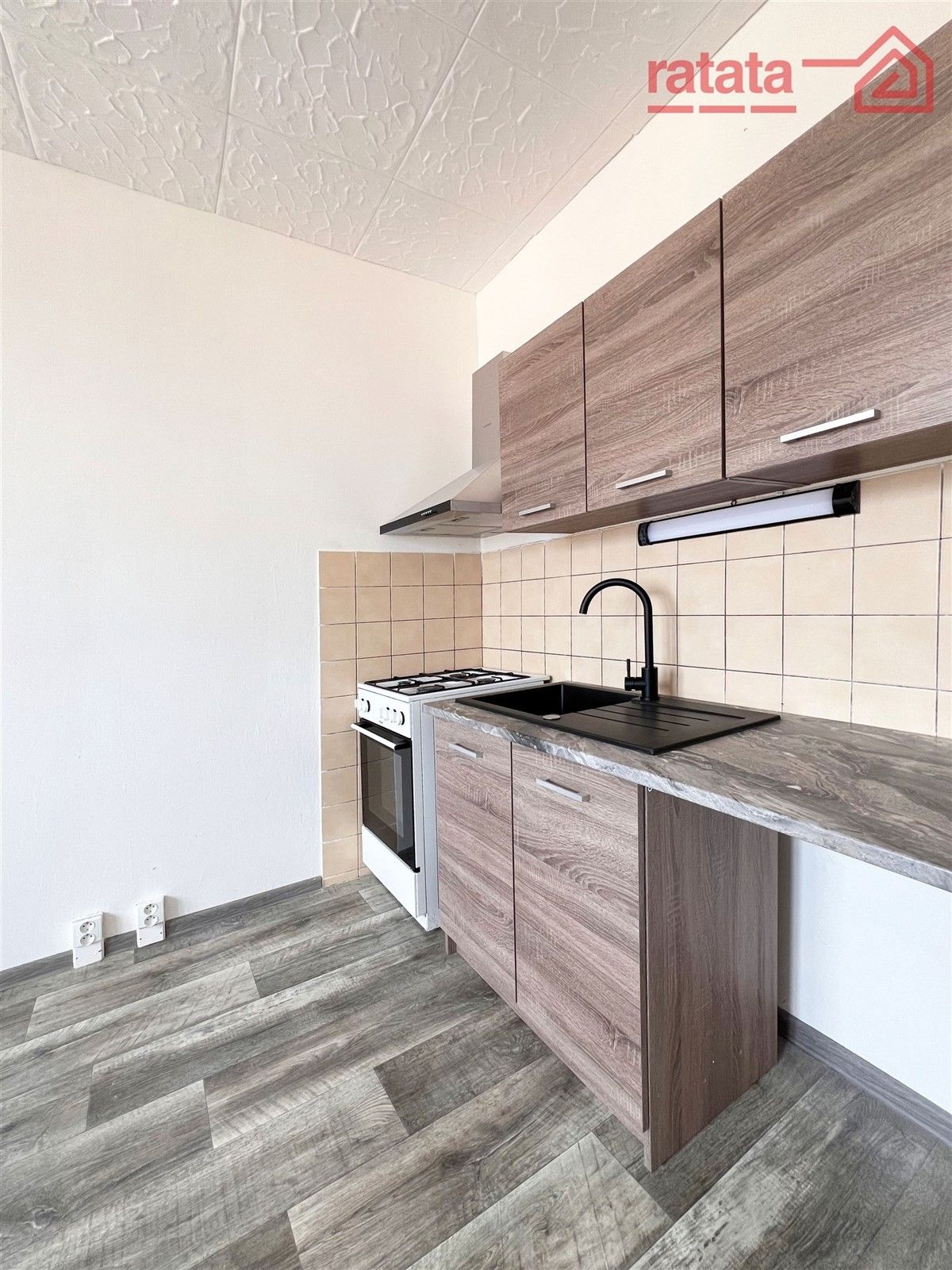 1+1, Zahradní, Chomutov, 35 m²