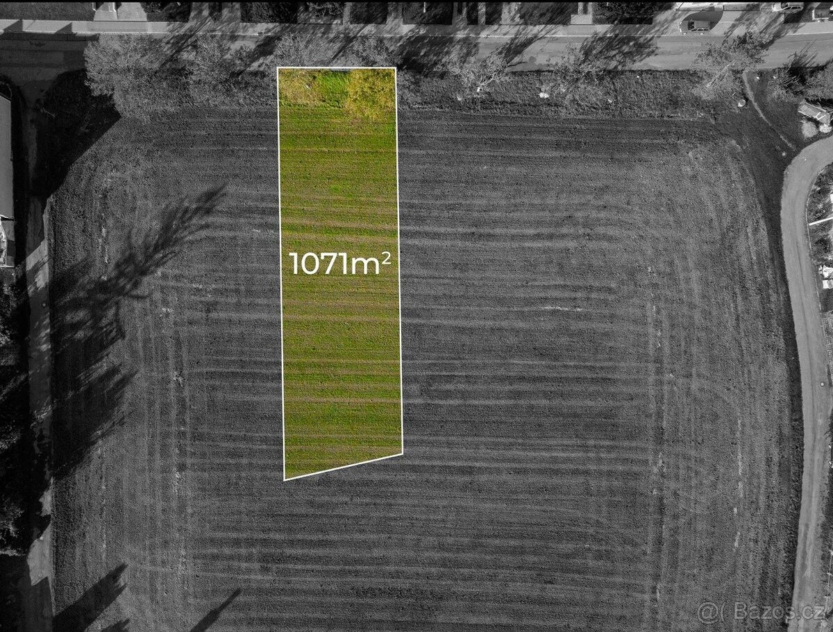 Prodej pozemek pro bydlení - Dub nad Moravou, 783 75, 1 071 m²