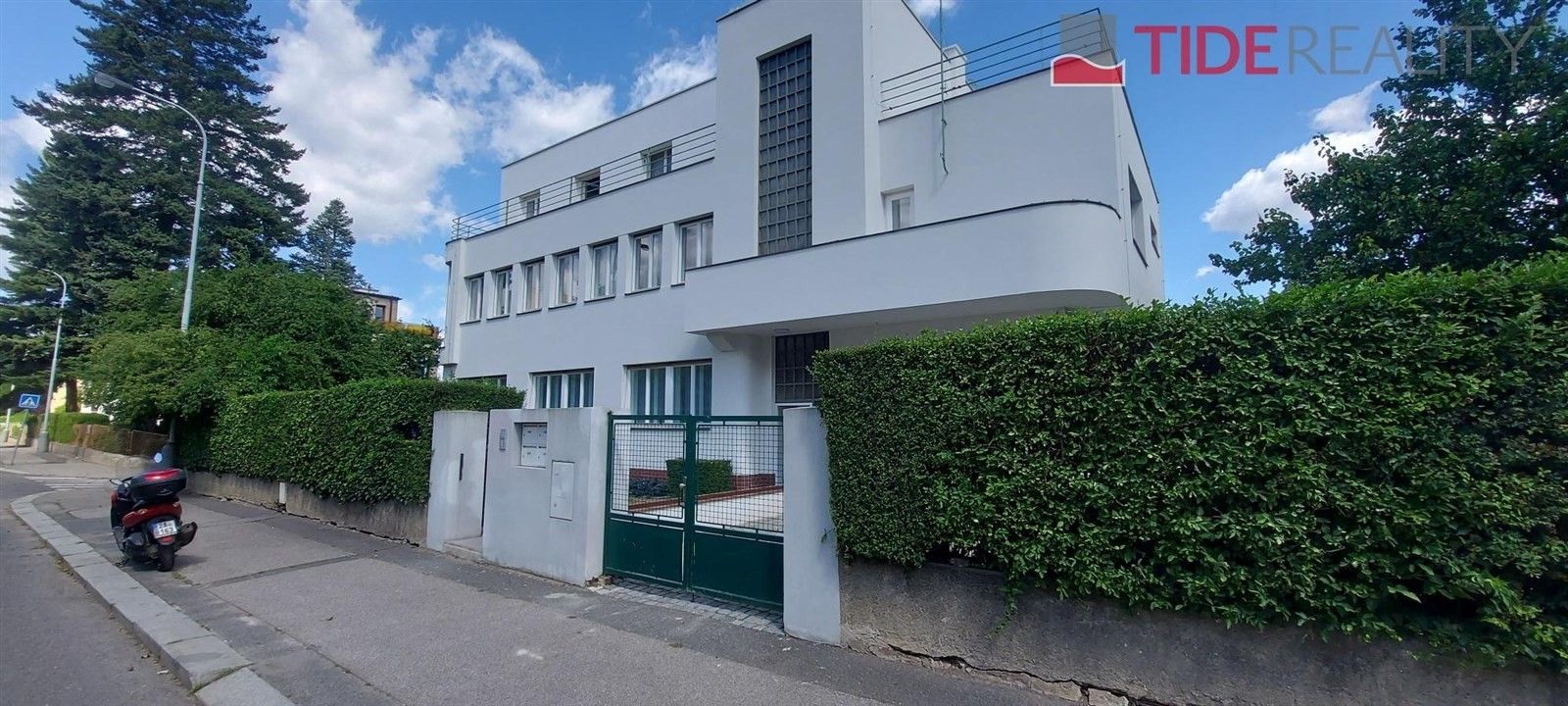 4+1, Střešovická, Praha, 142 m²