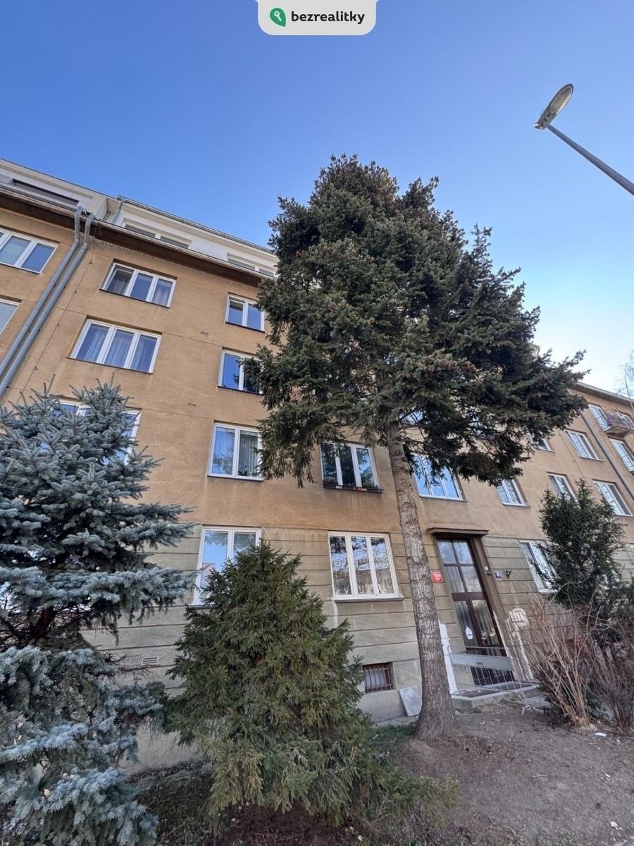 1+1, Průběžná, Praha, 50 m²