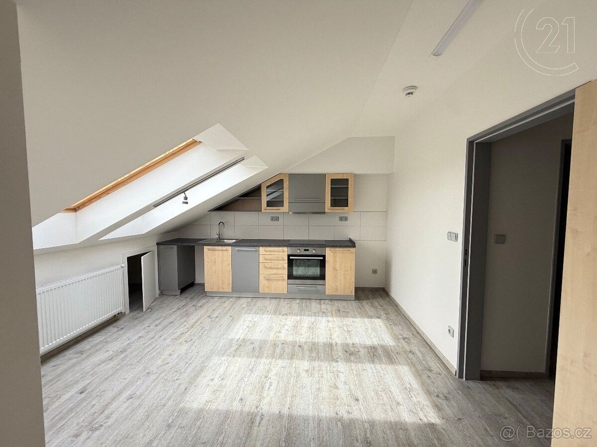 1+kk, Praha, 155 21, 54 m²