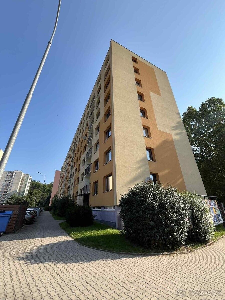 1+1, Náchod, 547 01