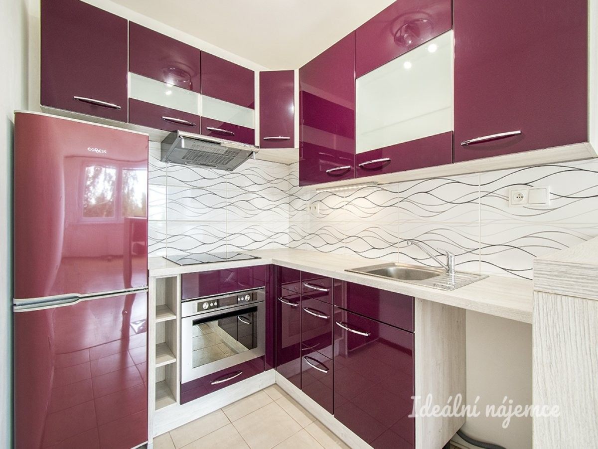 Pronájem byt 2+kk - Borovanského, Praha, 42 m²