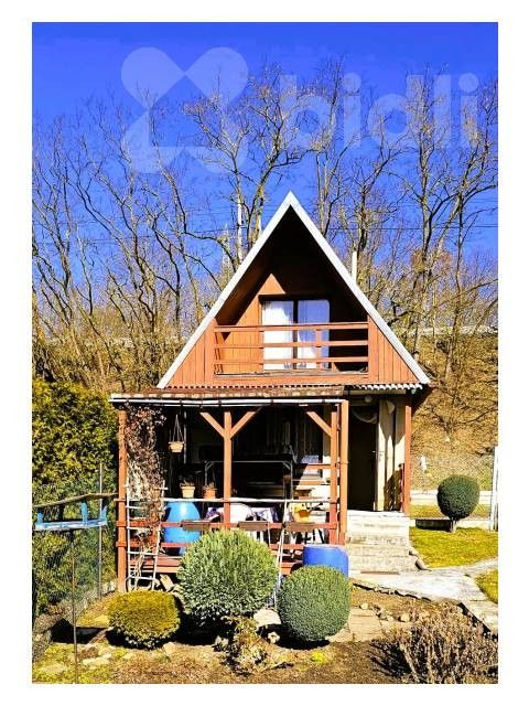 Zahrady, Postoloprty, 30 m²