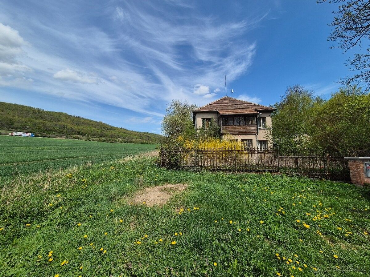 Ostatní, Nučice, 252 16, 7 835 m²