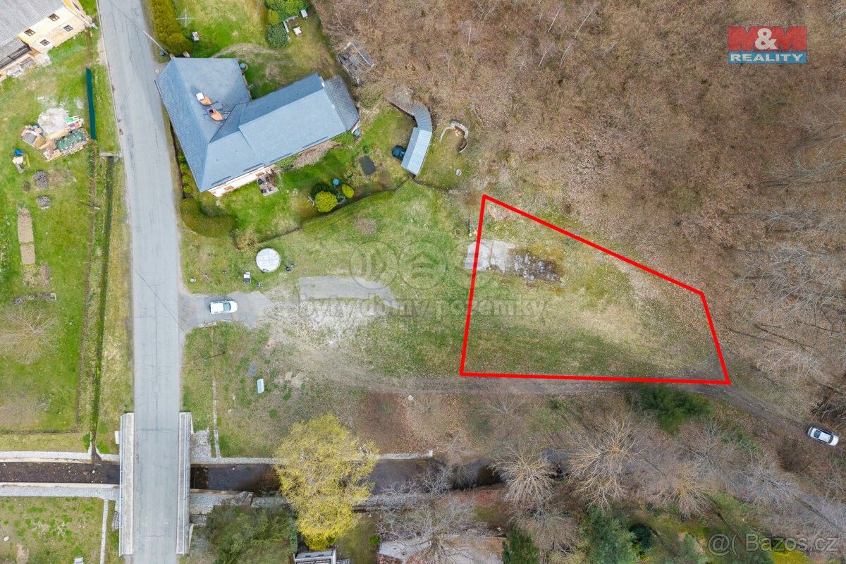 Prodej pozemek - Bezvěrov, 330 41, 987 m²