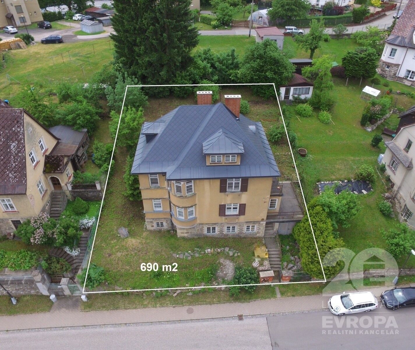 Prodej rodinný dům - Dobrovského, Vrchlabí, 277 m²
