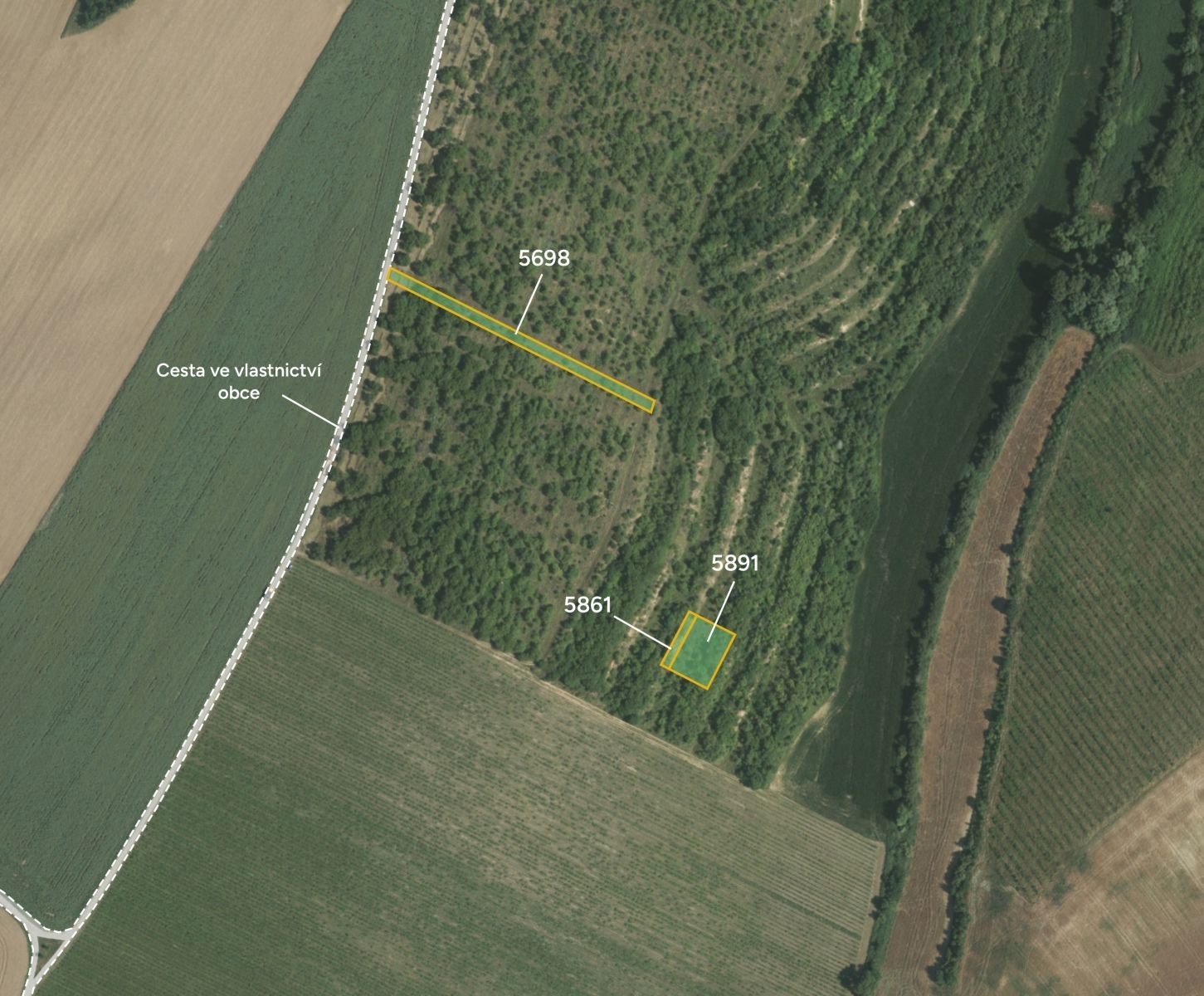 Zahrady, Lovčice, 1 342 m²