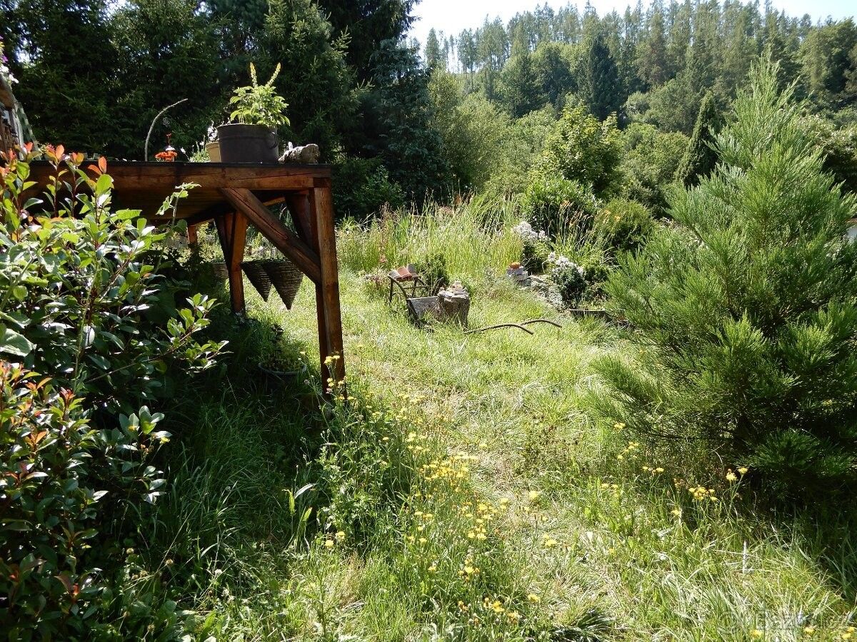 Zahrady, Černá Hora, 679 21, 1 250 m²
