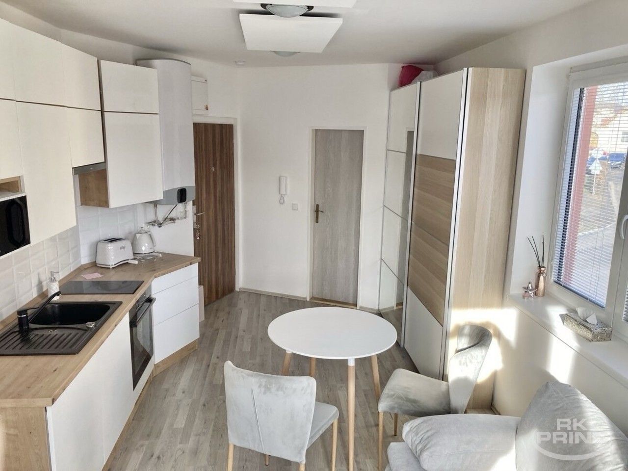 1+kk, Třebohostice, Škvorec, 22 m²