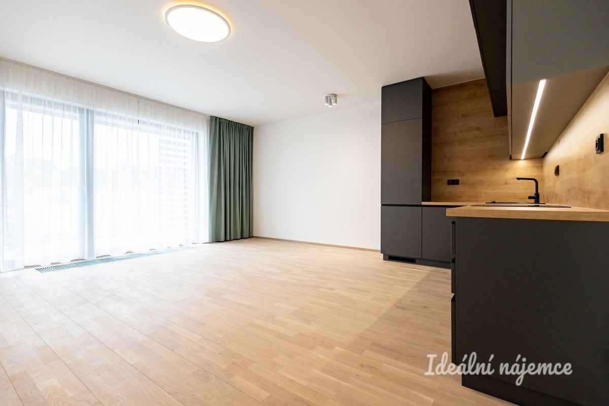 1+kk, Praha 12, Praha, 41 m²
