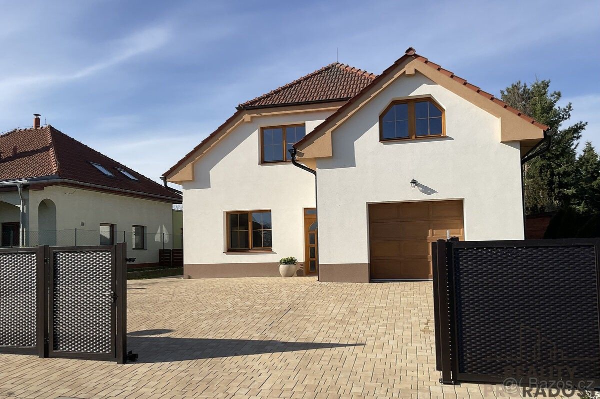 Prodej dům - Hněvotín, 783 47, 932 m²