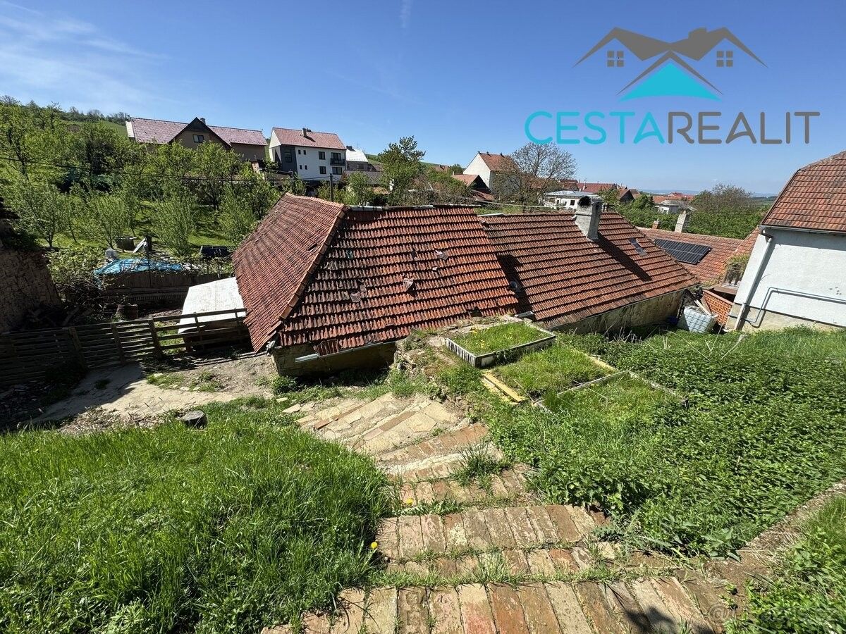 Prodej dům - Blatnice pod Svatým Antonínkem, 696 71, 100 m²