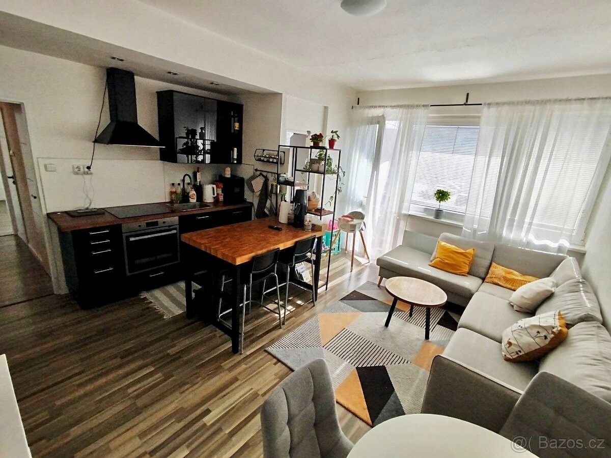 3+kk, Říčany u Prahy, 251 01, 65 m²