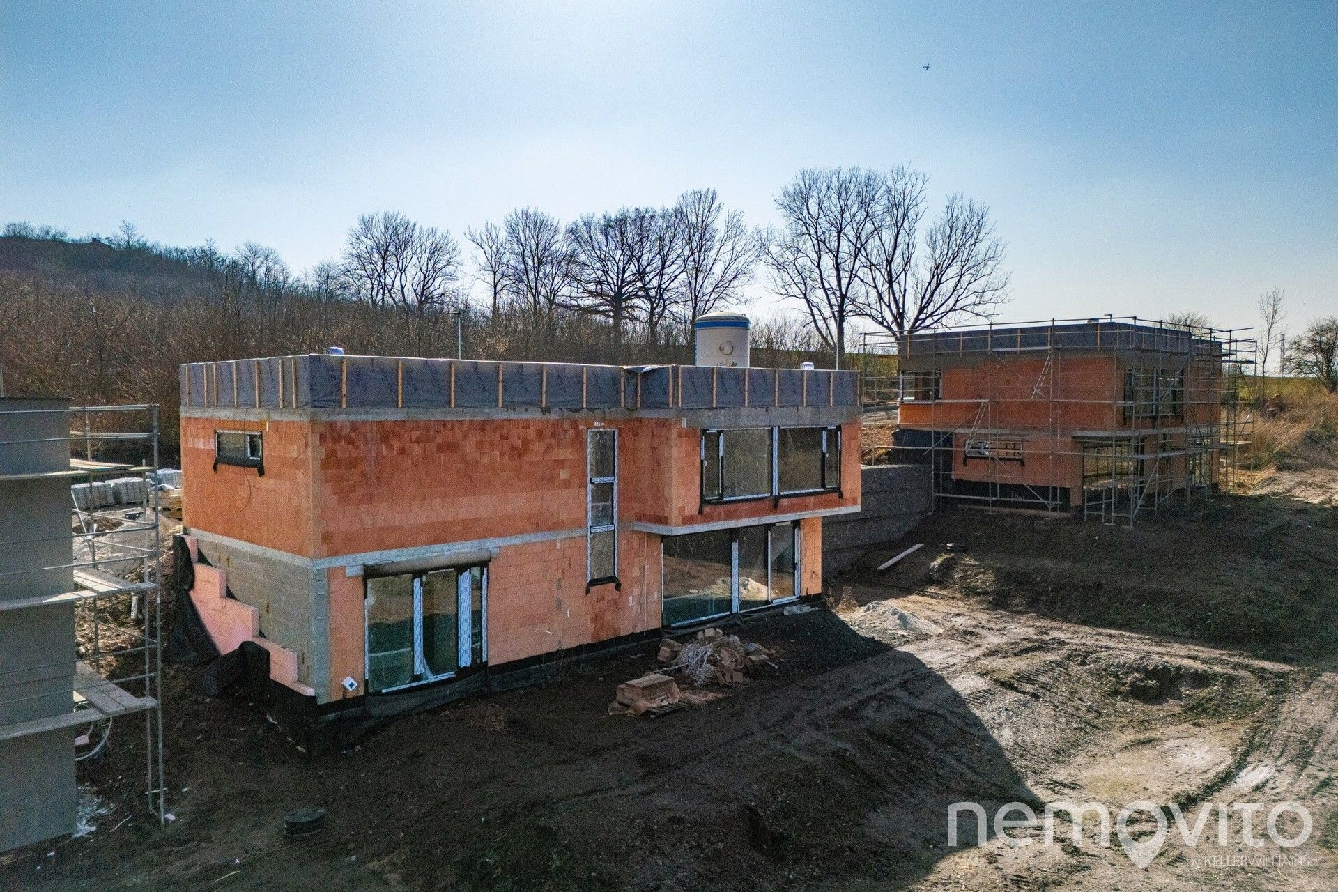 Ostatní, K Cihelně, Veleň, 214 m²