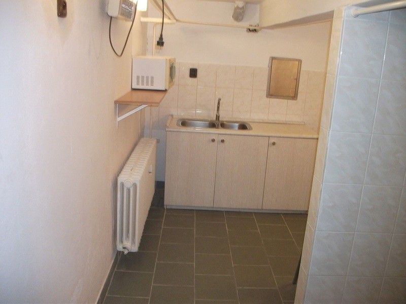 1+1, Pardubice, 530 03, 40 m²