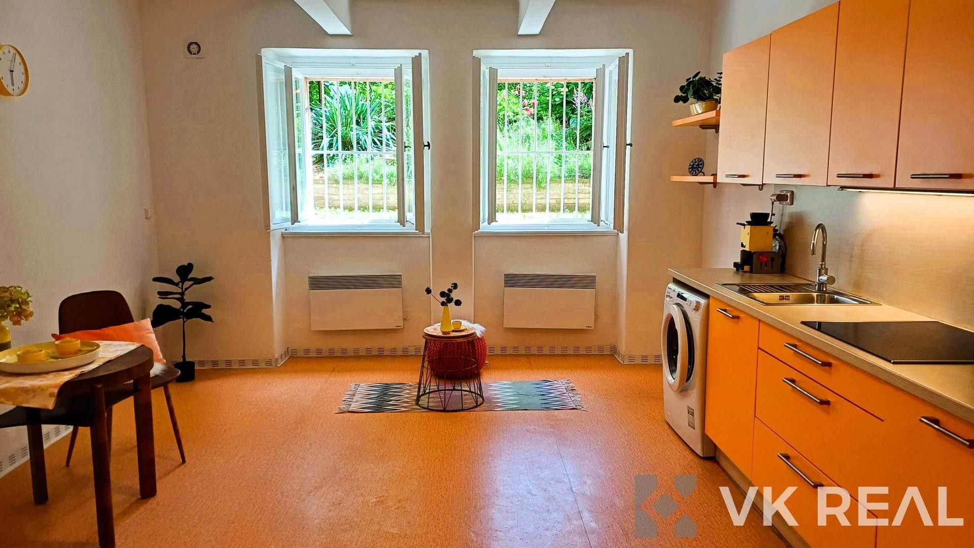 1+kk, N. A. Někrasova, Praha, 32 m²