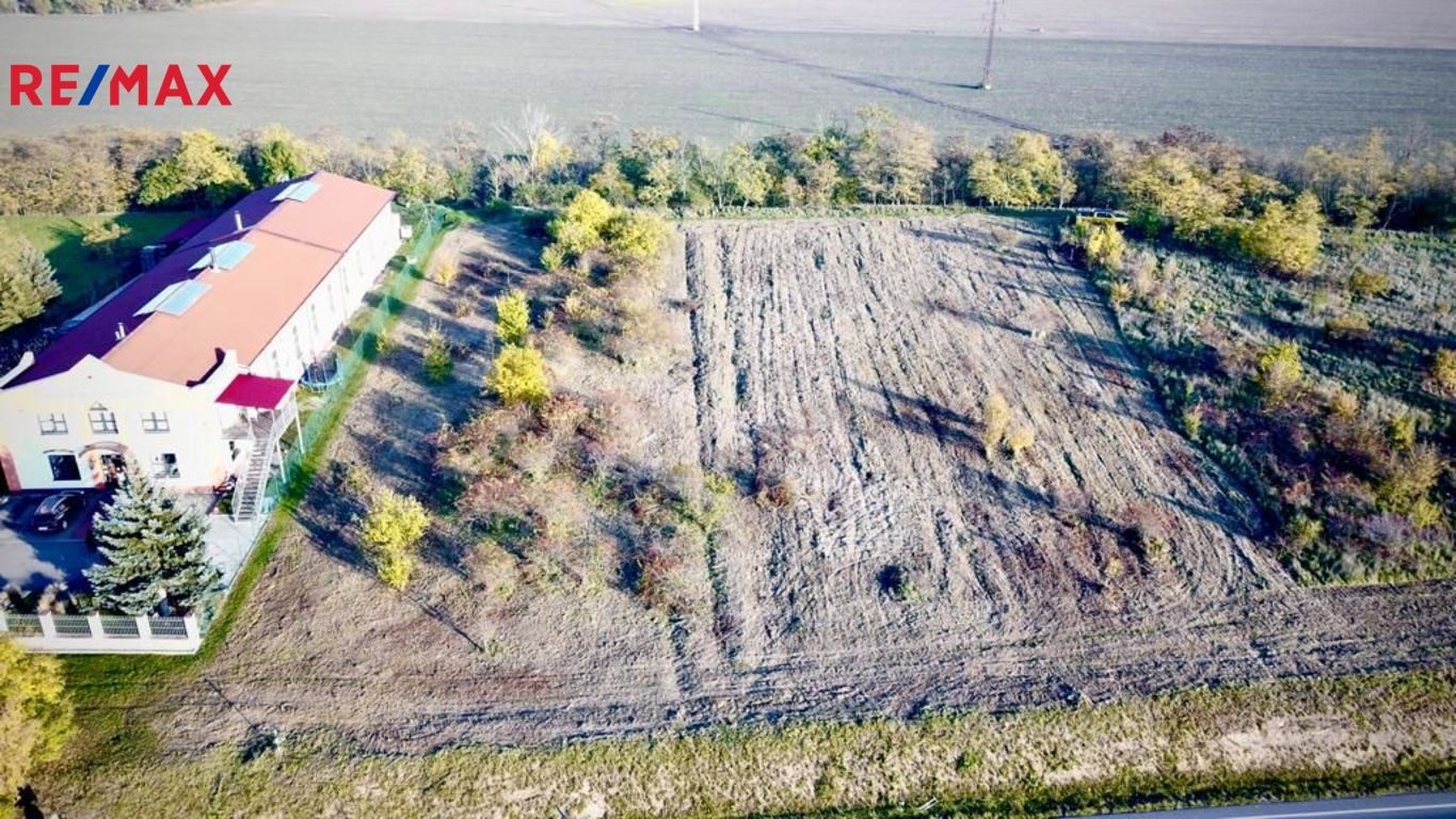 Prodej komerční pozemek - Telnice, 5 166 m²