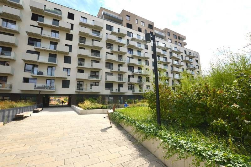 3+kk, Fafkových, Praha, 77 m²