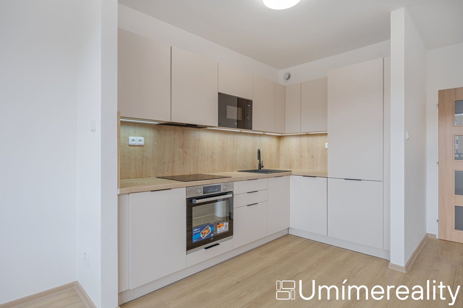 3+kk, Bašteckého, Praha, 74 m²