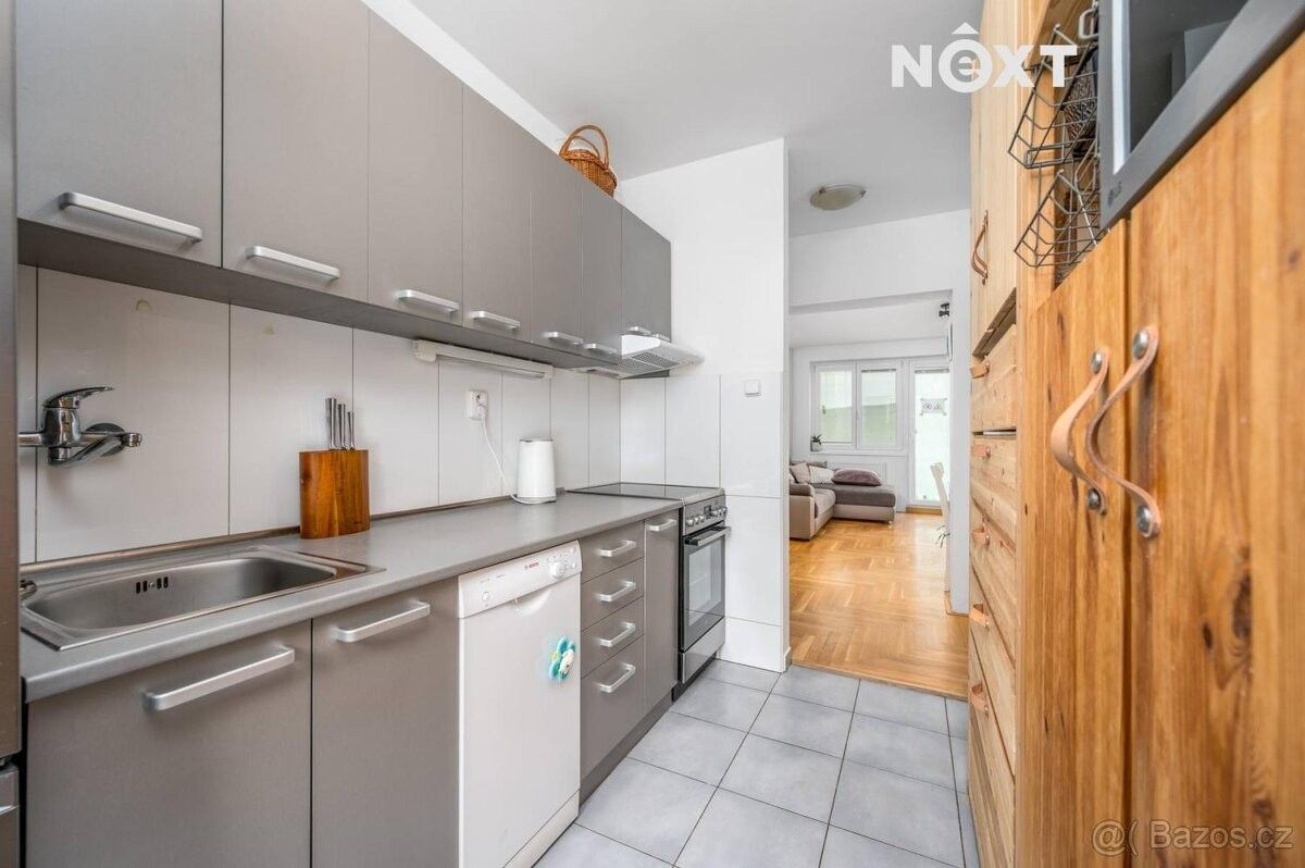 Prodej byt 3+1 - Třebotov, 252 26, 63 m²