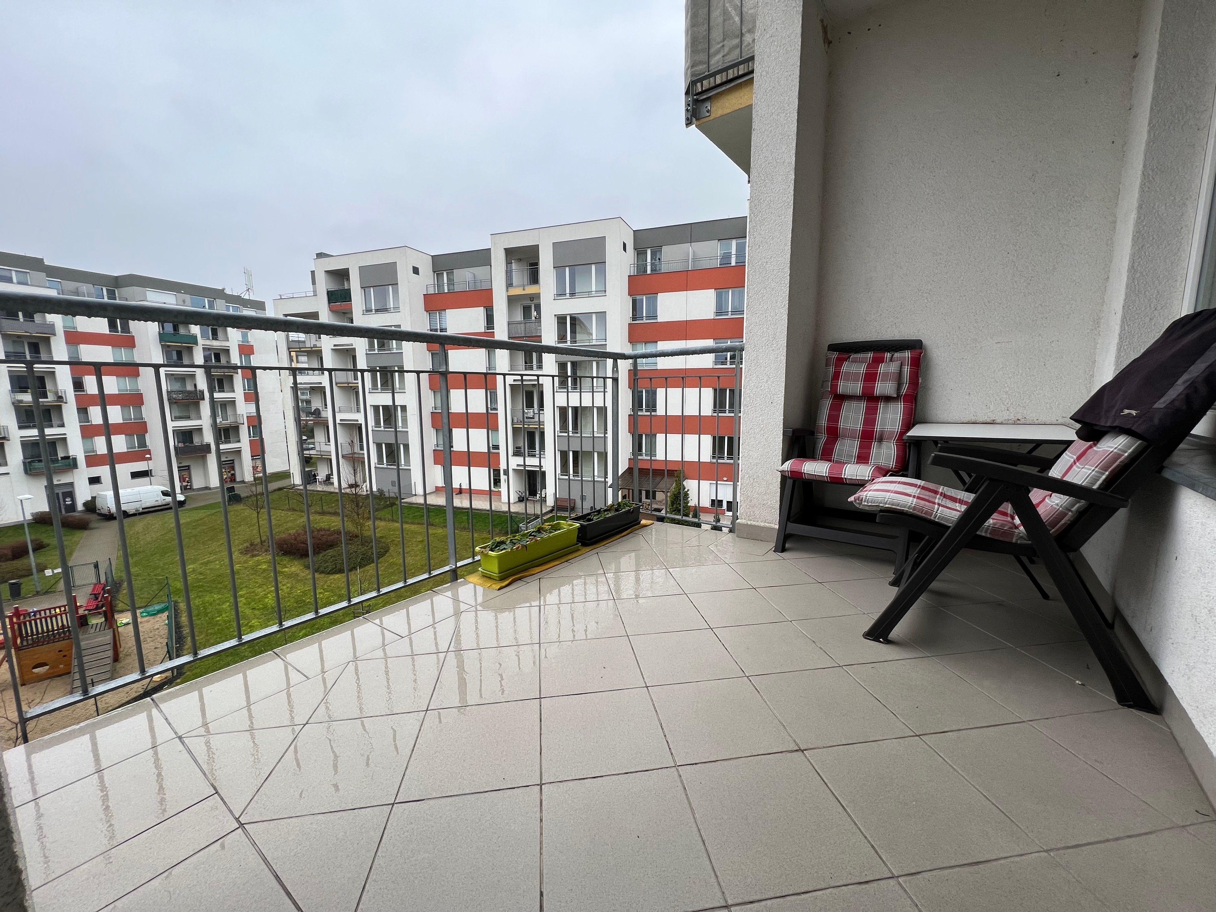 1+kk, Milotická, Praha, 32 m²