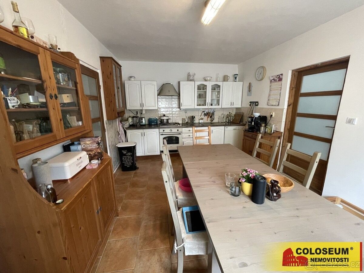 Prodej dům - Slavkov u Brna, 684 01, 330 m²