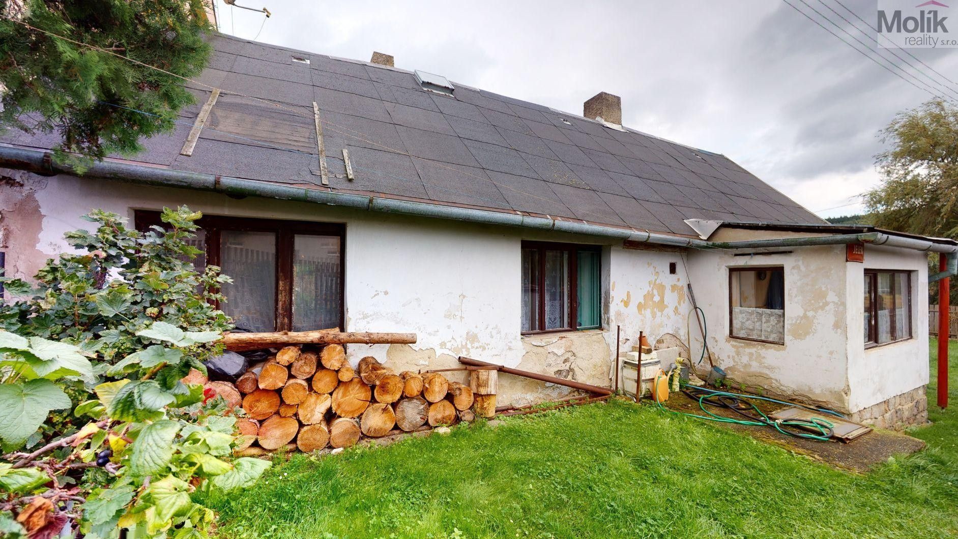 Prodej rodinný dům - Jelení, Lubenec, 67 m²