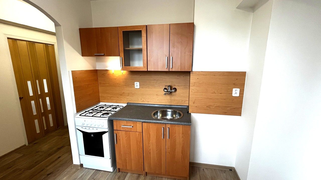 1+1, sídl. Hůrka, Kralupy nad Vltavou, 32 m²