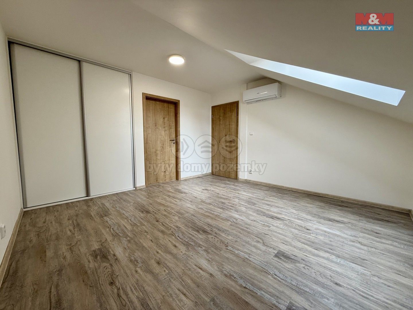 Pronájem byt 3+kk - Dlouhá, Pchery, 60 m²
