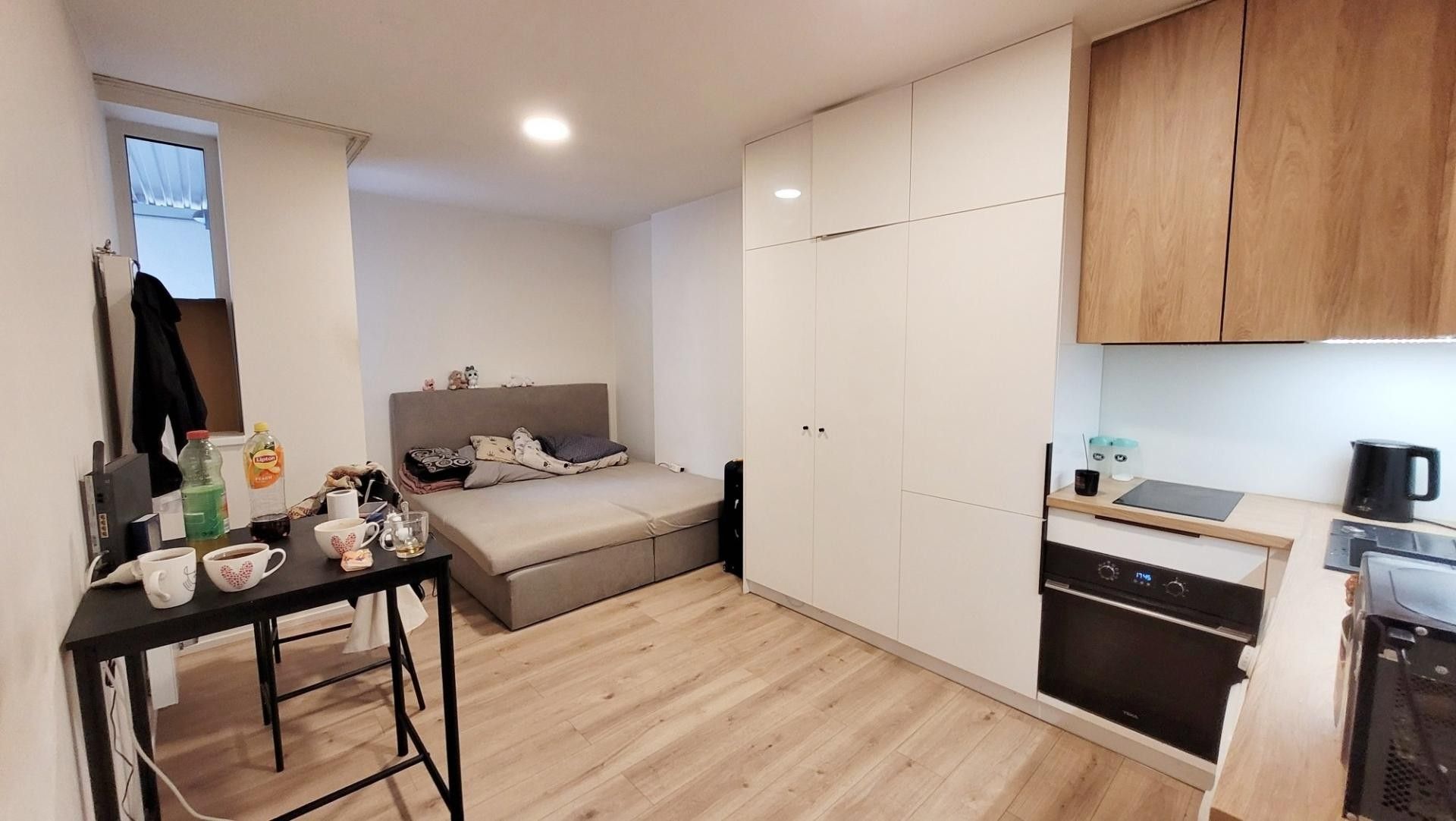 1+kk, Strančická, Praha, 22 m²