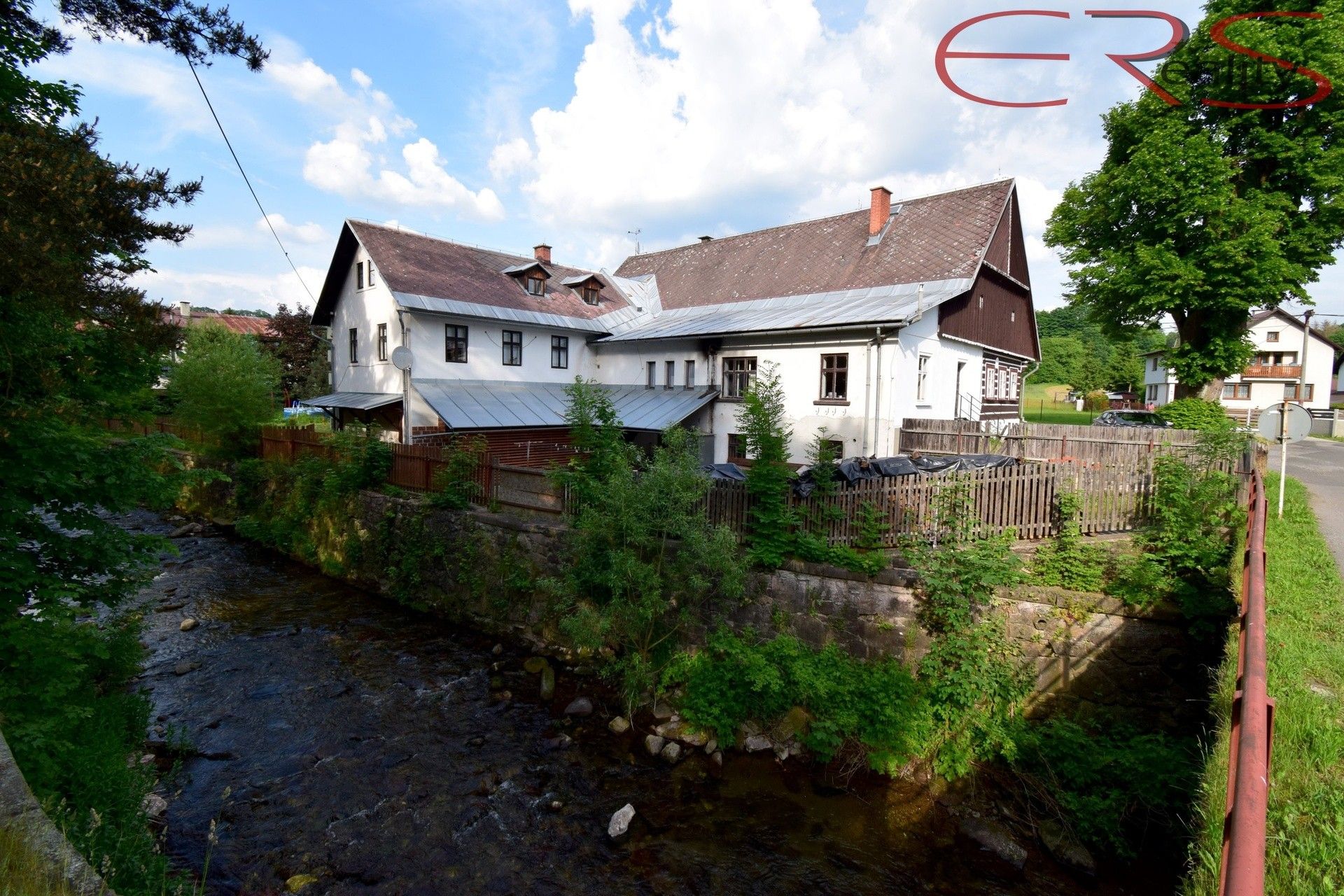 Ostatní, Dolní Lánov, 900 m²